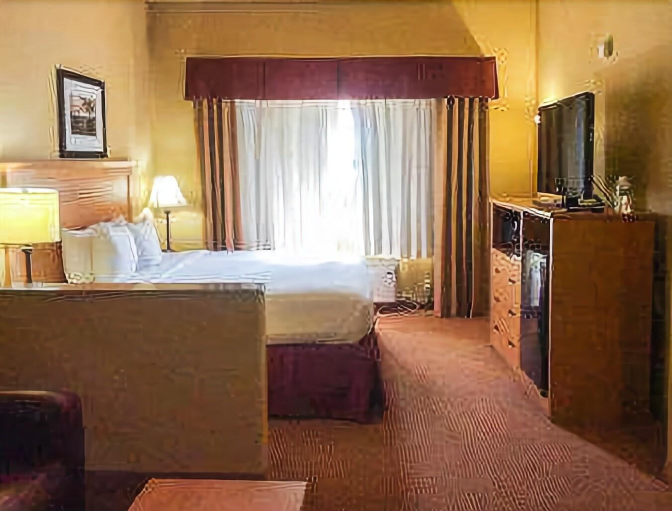 Baymont By Wyndham Cuero Hotel Exterior photo