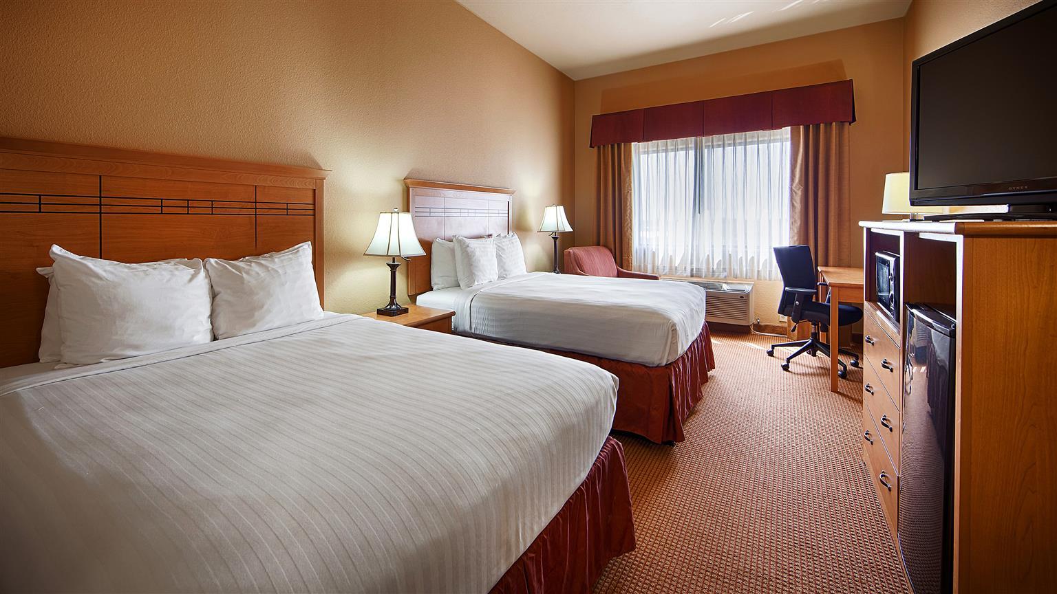 Baymont By Wyndham Cuero Hotel Exterior photo